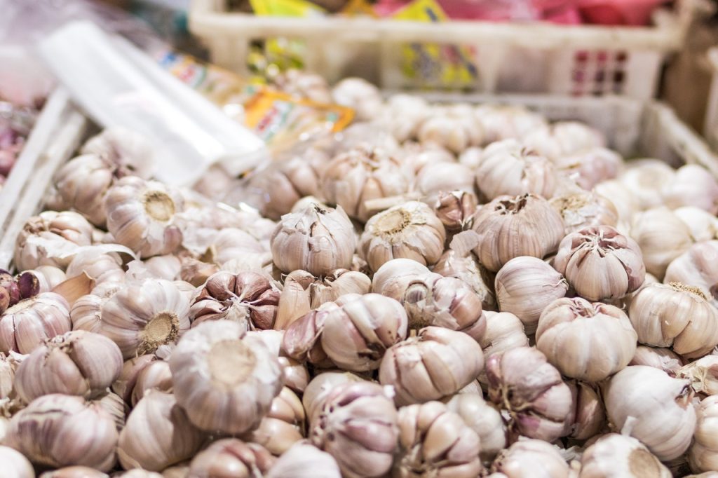 Advantages of Chinese Garlic: Exploring the Perks of Chinese Garlic