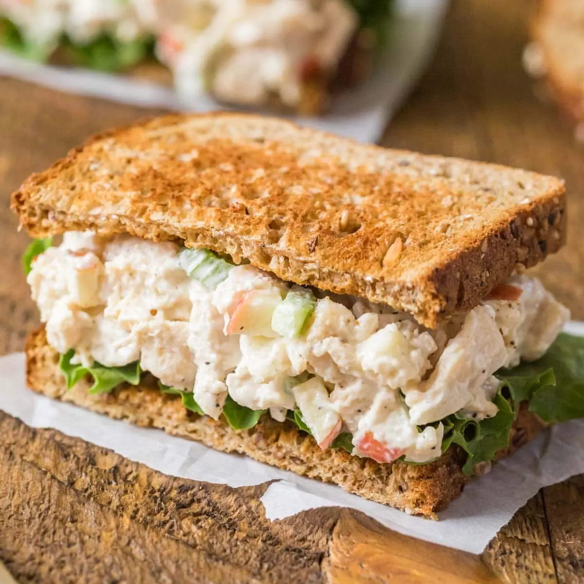 Zoe's Chicken Salad: The Ultimate Healthy Lunch Choice