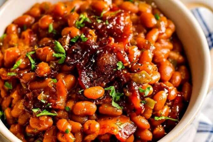 Grandma Browns Baked Beans: A Flavorful Feast for Your Taste Buds